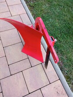 Pluh na oranie jednoradličny Agzat,tera vari