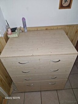 Predam komodu / skrinu