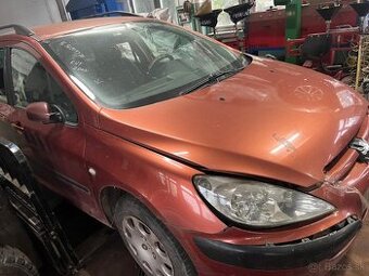 Rozpredám na diely Peugeot 307 HB SW 1.4 2.0 HDI 1.6i