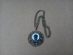 Starožitný dámsky náhrdelník