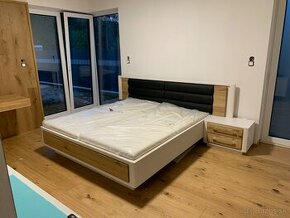 Manželská postel 180x200 drevena - 1