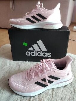 Dámska bežecká obuv Adidas