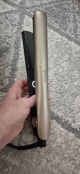 Profesionálna žehlička GHD Gold zlatá