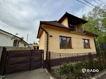 RADO | Na predaj rodinný dom s garážou, Lednické Rovne