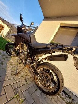Yamaha XT660X