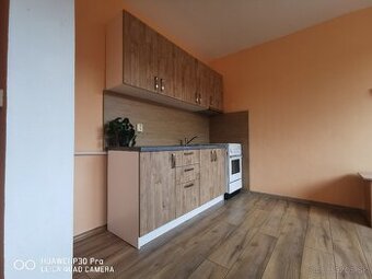 Prenájom 1 izbový byt ul. Veľkonecpalská PRIEVIDZA