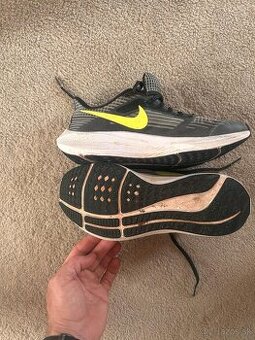 Bežecké topánky Nike Air Zoom Pegasus 39 veľ.39