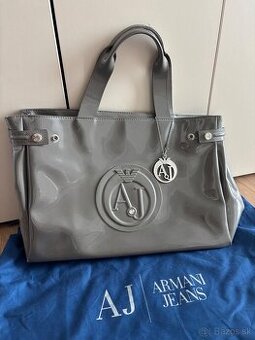 Armani Jeans lakovaná kabelka