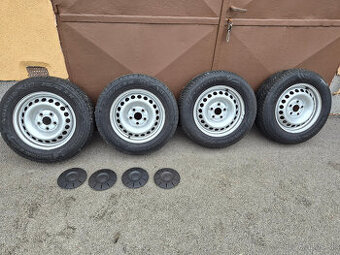 VW Transporter T5- T6. Disky + Pneumatiky celoročne.R16