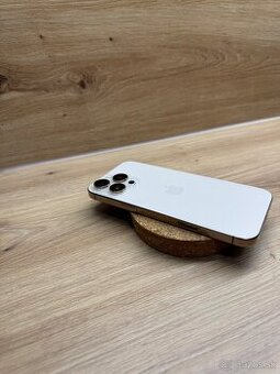 iPhone 16 Pro Max 256 GB pústny titán