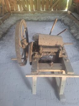 Rezačka na pokrivu / sečkaren