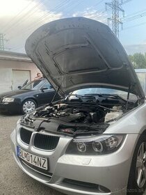 BMW E90 - 1