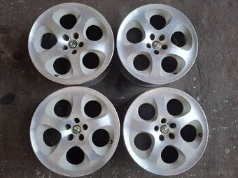 Alfa romeo 5x98 r17 Italy Speedline