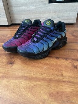Nike tn