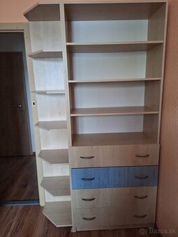 Skrinka na knihy