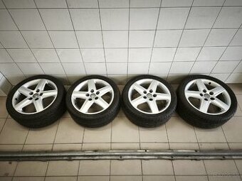 Audi 5x112 R17 245/40 ZR17