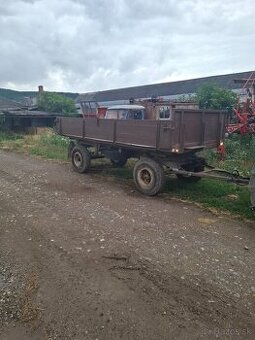 Vlečka za traktor