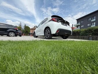 Toyota Yaris , hybrid , automat , 30800 km