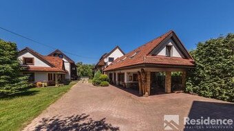 Rodinná usadlosť pri Váhu – domov, ktorý má dušu… aj potenci - 1