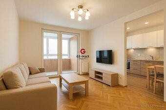 Na predaj priestranný 3-izbový byt po modernej rekonštrukcii