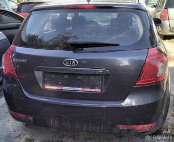 KIA CEED 1.4 2009 predám MOTOR G4FA, PIATE DVERE, ZADNÉ SVET