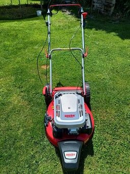 Benzinová kosačka Hecht