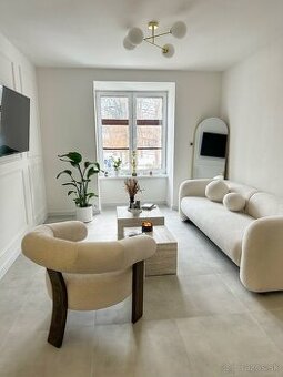 Prenajmem časť priestoru v beauty salóne - 1