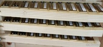 Hlasy na heligonku CF - 1