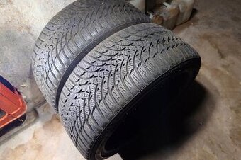215/40r17
