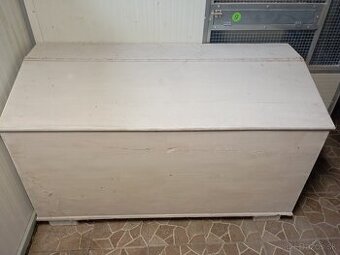 TRUHLICA , ZASOBNIK , BEDŇA NA OBILIE