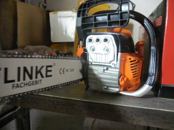 BENZíNOVá MOTOROVá PíLA