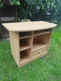 Skrinka pod TV