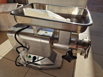 Mlynček na mäso