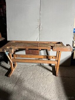 Predám starý stolársky ponk