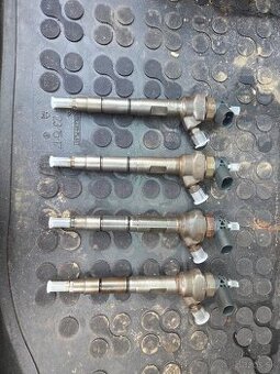 Vstrekovacie trysky 2.0 tdi CFGB -
