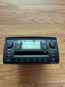 Originál rádio z Toyota Corolla E12