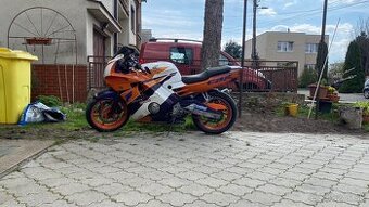 Honda cbr 600 F