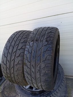 205/45 R16