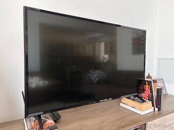 LG Smart TV - 1