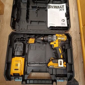 Dewalt nárdie - na predaj (aku priklepka, aku vŕtačka)