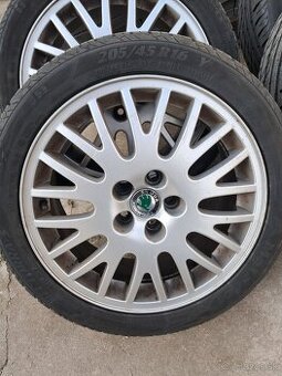 Predam alu disky R16 s pneu