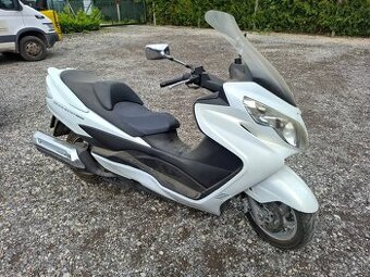 Skúter Suzuki Burgman 400