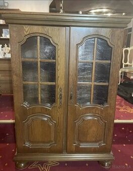 komoda, masiv, sklo, bazar, v 145 cm, s 104 cm, h 50,5 cm
