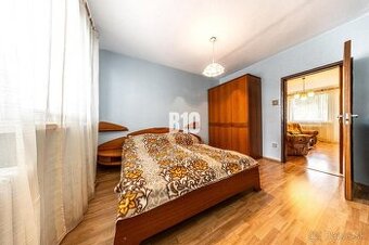 4 IZBOVÝ BYT V TICHOM PROSTREDÍ S PLNOU VYBAVENOSŤOU - ul. B