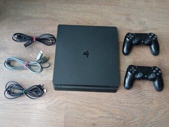 PS4 Slim 1TB - 2 ovládače