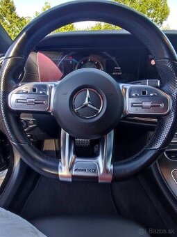 Mercedes E400d AMG Night packet 4matic takmer plná výbava