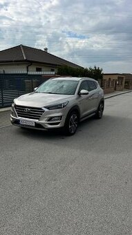 Hyundai Tucson 1.6 T-GDi 4x4 Premium – automat, 66 000 km
