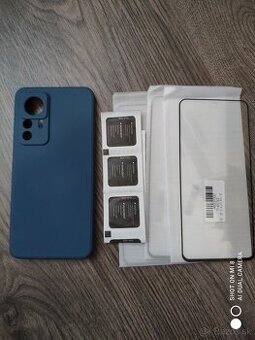 Predám puzdro a sklá na xiaomi 12T Pro