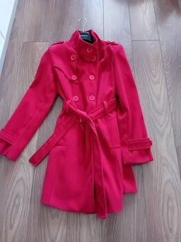 Kabát 38 červený .