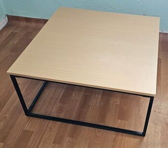 Konferenčný stolík